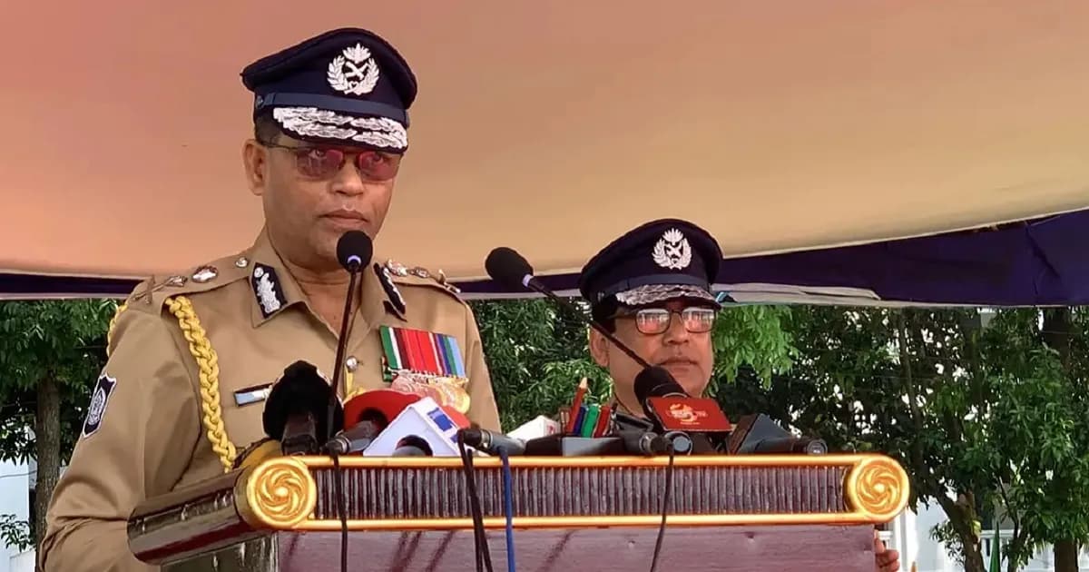 জনগণের নিরাপত্তা নিশ্চিত করাই পুলিশ সদস্যের প্রধান দায়িত্ব