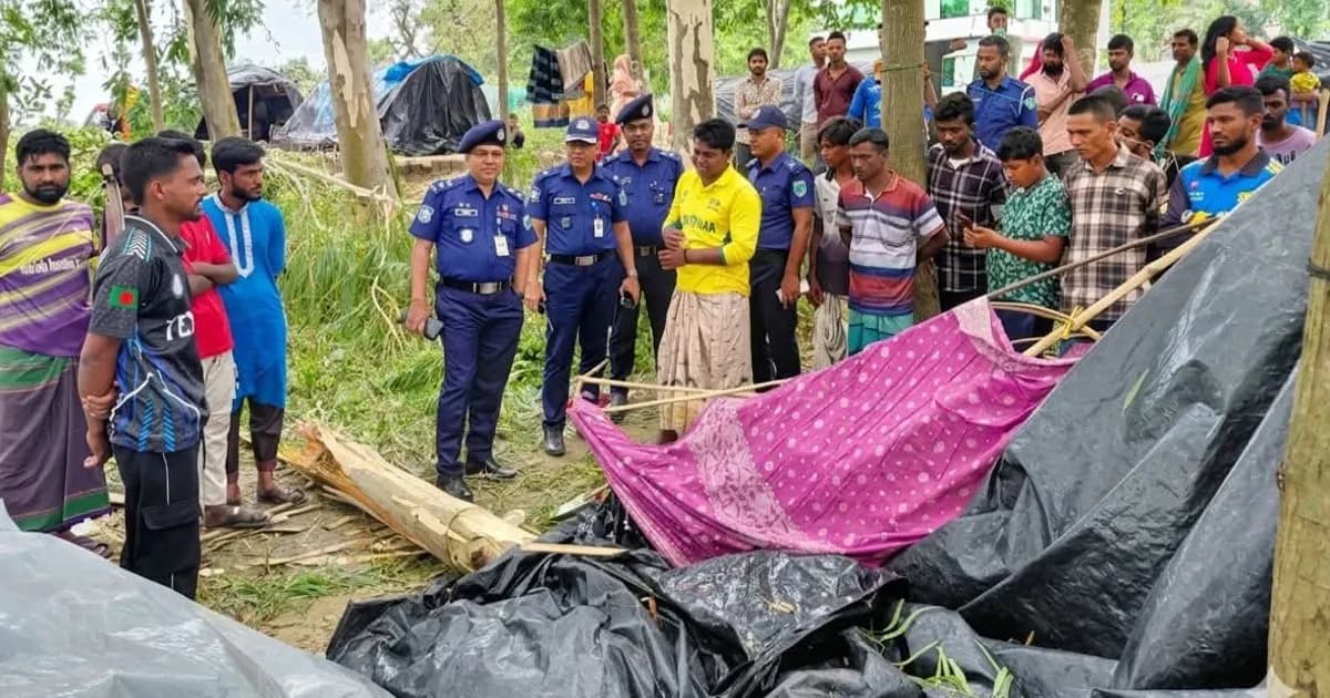 নওগাঁয় কালবৈশাখী ঝড়ে গাছ ভেঙে পড়ে অন্তঃসত্ত্বা নারীর মৃত্যু