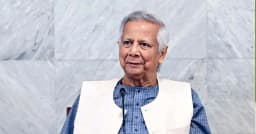 যোগাযোগ ব্যবস্থা ‘খুবই হ-য-ব-র-ল’: প্রধান উপদেষ্টা