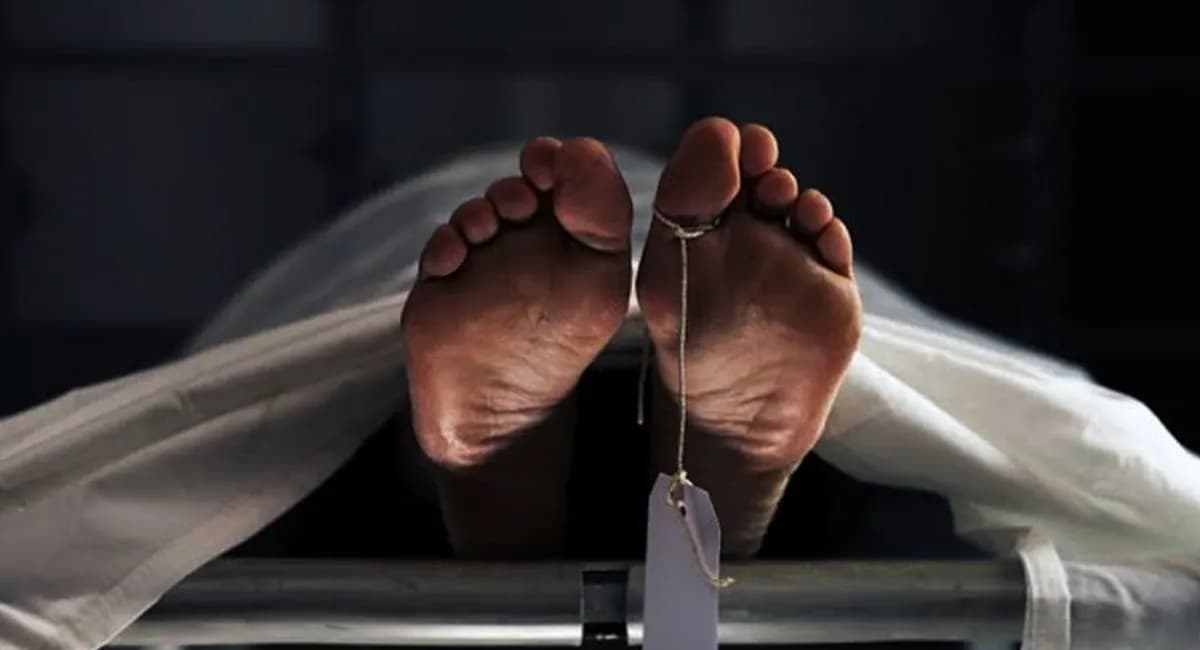 দাফনের পর মিলল পরিচয়, রহস্যে ঘেরা আফগান নাগরিকের মৃত্যু