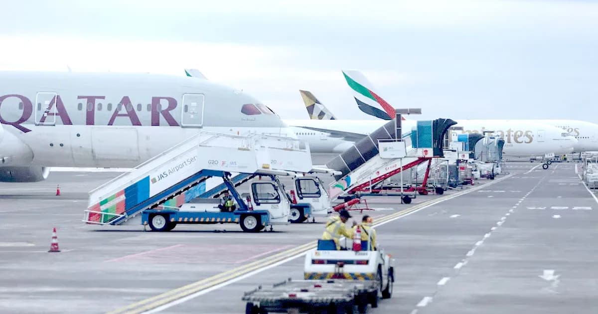 মধ্যপ্রাচ্যে সংঘাতের প্রভাবে ইন্দোনেশিয়ায় জেট ফুয়েলের দাম বৃদ্ধি