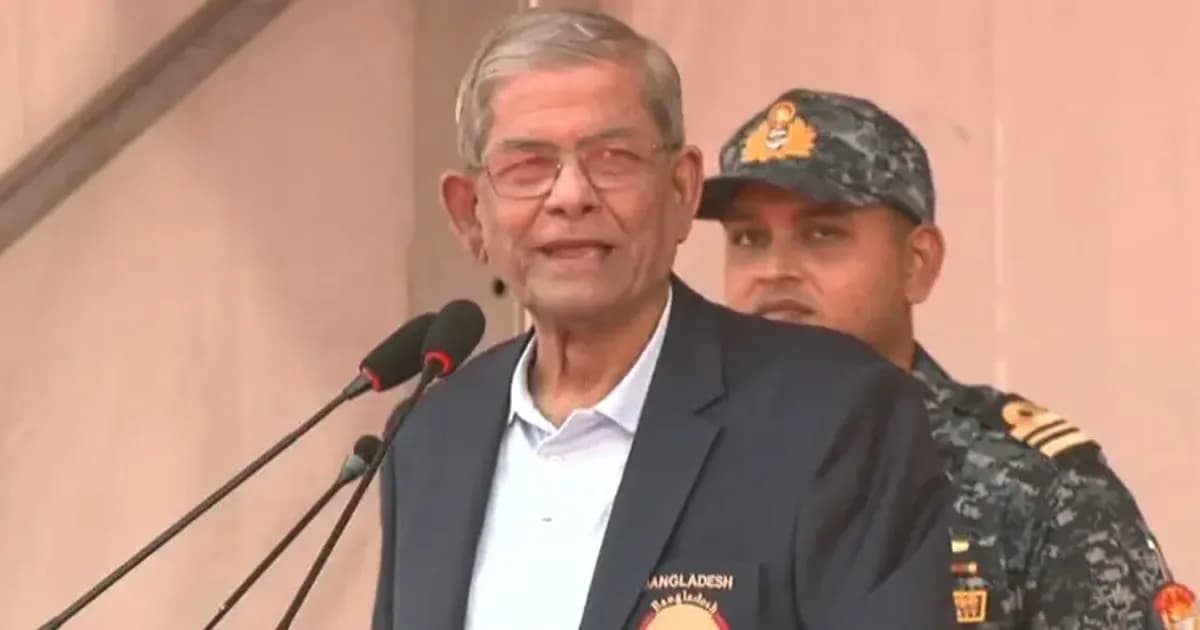 তরুণদের আসক্তি-হতাশা থেকে বাঁচাতে খেলাধুলার বিকল্প নেই