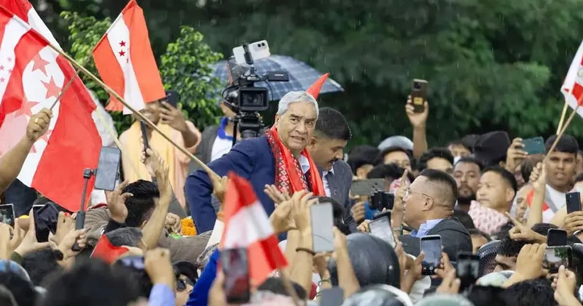 দেশে ফিরলেন নেপালের সাবেক প্রধানমন্ত্রী শের বাহাদুর