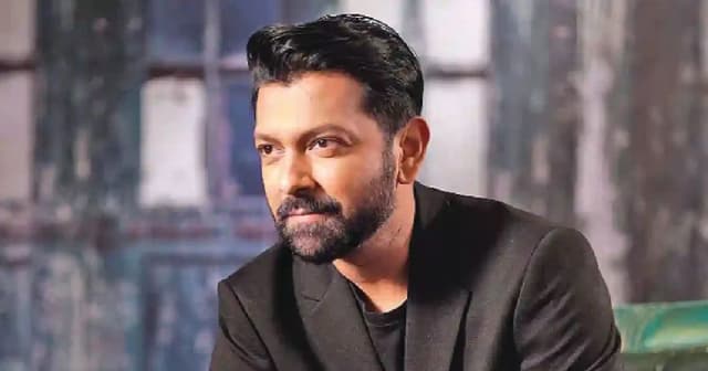 হঠাৎ গান থেকে সরে দাঁড়ানোর ঘোষণা দিলেন তাহসান
