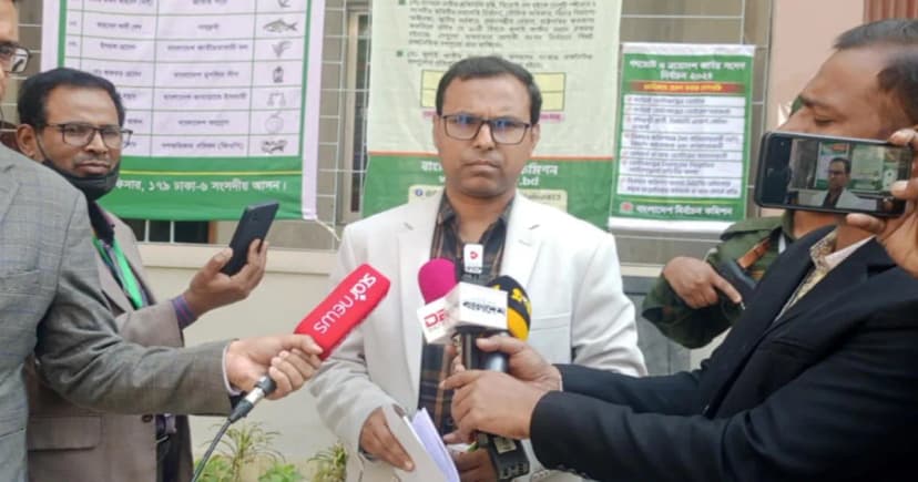 ঢাকা-৬ : এক কেন্দ্রেই দুই ঘণ্টায় ভোটার উপস্থিতি ৯.৪২ শতাংশ