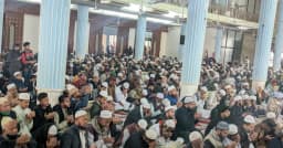 খালেদা জিয়ার রুহের মাগফিরাত কামনায় বায়তুল মোকাররমে বিশেষ দোয়া