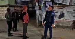 গোপালগঞ্জে ৫ কেন্দ্রের সামনে ককটেল বিস্ফোরণ