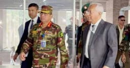 তিন বাহিনীর প্রধানের সঙ্গে বৈঠকে সিইসি