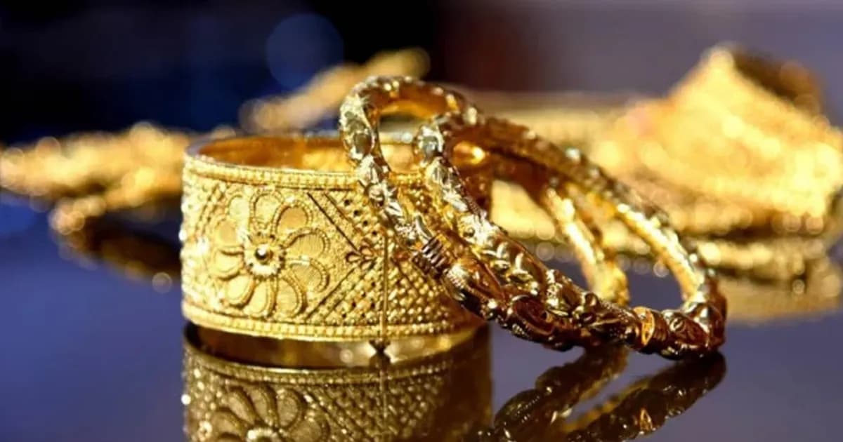 সোনার দামে ফের পরিবর্তন, দেশে আজ ভরি কত?