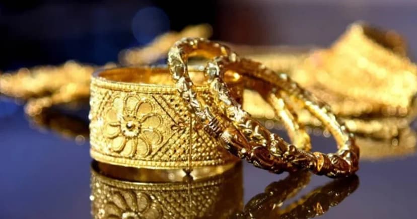 সোনার দামে ফের পরিবর্তন, দেশে আজ ভরি কত?