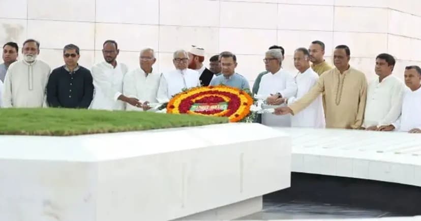 ঈদের দিন বাবা-মায়ের সমাধিতে শ্রদ্ধা জানালেন তারেক রহমান