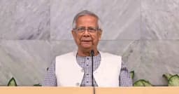 পেশাদারিত্ব বজায় রেখে কাজ করছে বিজিবি: প্রধান উপদেষ্টা