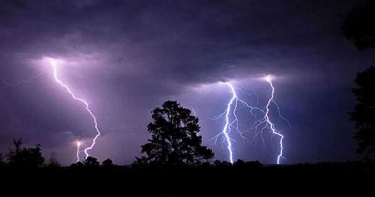 নোয়াখালীর কোম্পানীগঞ্জে বজ্রপাতে প্রাণ গেল যুবকের, আহত আরও ২