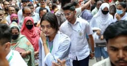 এবারের এসএসসি পরীক্ষায় ছাত্রীর সংখ্যা কম, ছাত্র বেশি