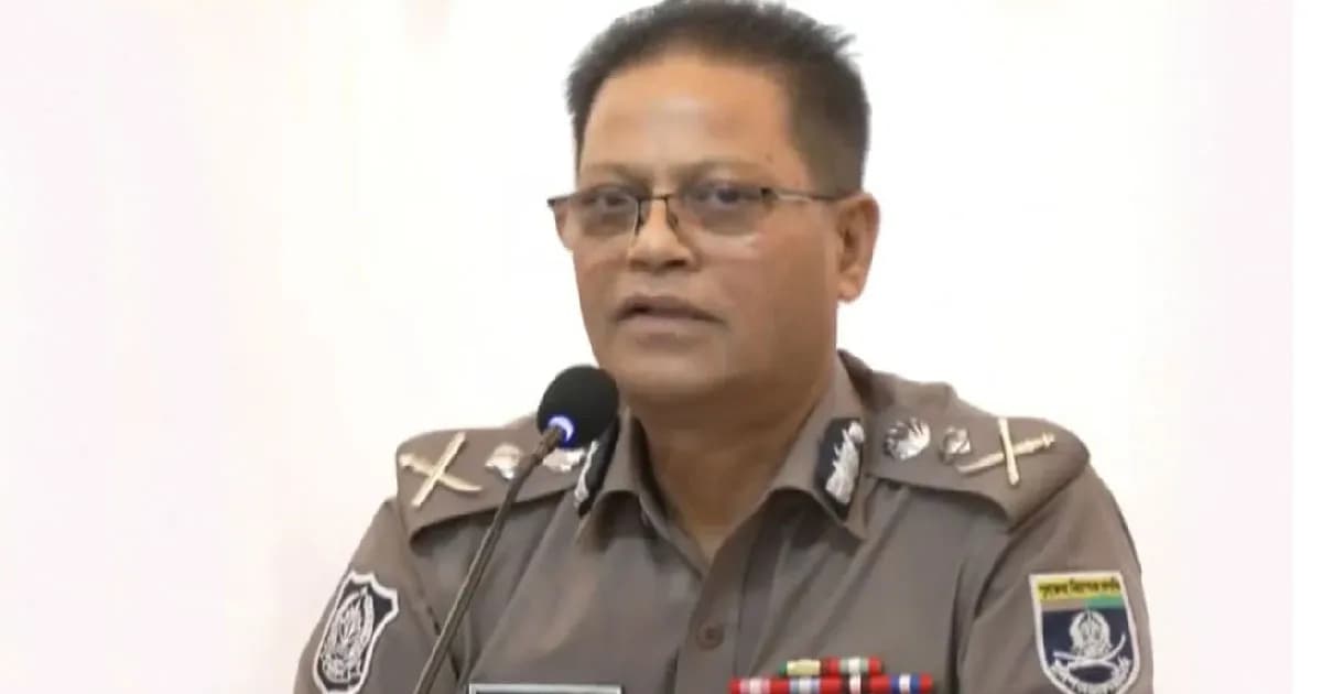 ঈদযাত্রায় অতিরিক্ত ভাড়া নিলে কঠোর ব্যবস্থা: আইজিপি