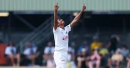 হাসানের হ্যাটট্রিক, ১ রানের ব্যবধানে ৪ উইকেট হারাল আফগানরা
