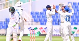 দুর্দান্ত শুরুর পর ধস, প্রথম দিনে বাংলাদেশের সংগ্রহ ৮ উইকেটে ৩১৭ রান