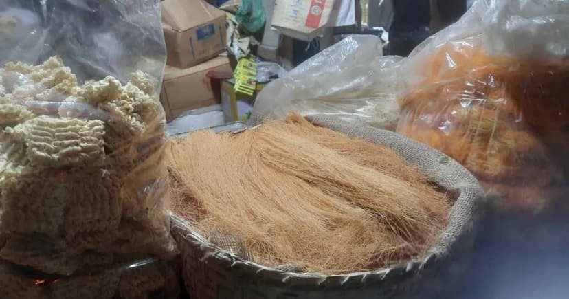 আকাশছোঁয়া দামে অস্থির ঈদ বাজার, দিশেহারা সাধারণ মানুষ