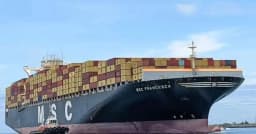 এবার হরমুজ প্রণালি থেকে দুই ইসরায়েলি জাহাজ জব্দ করল ইরান