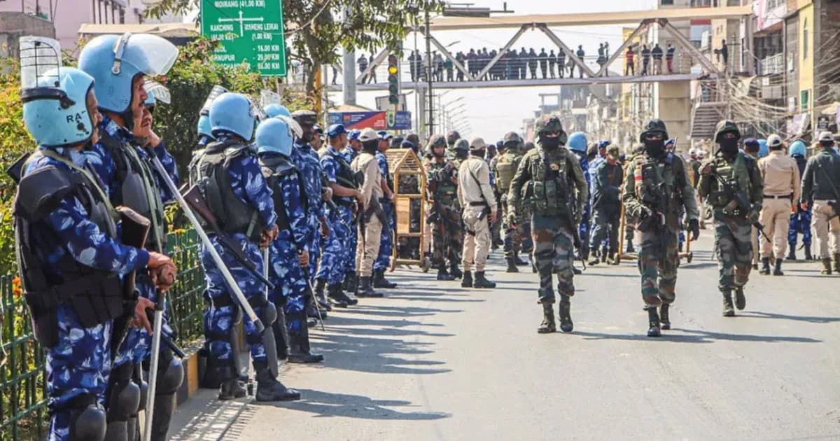 গুলি ও শিরশ্ছেদে ৯ জনকে হত্যা, পুড়িয়ে দেওয়া হলো বাড়িঘর