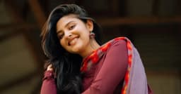 আমি এখন সিঙ্গেল নই, সম্পর্কে আছি, বললেন নীহা