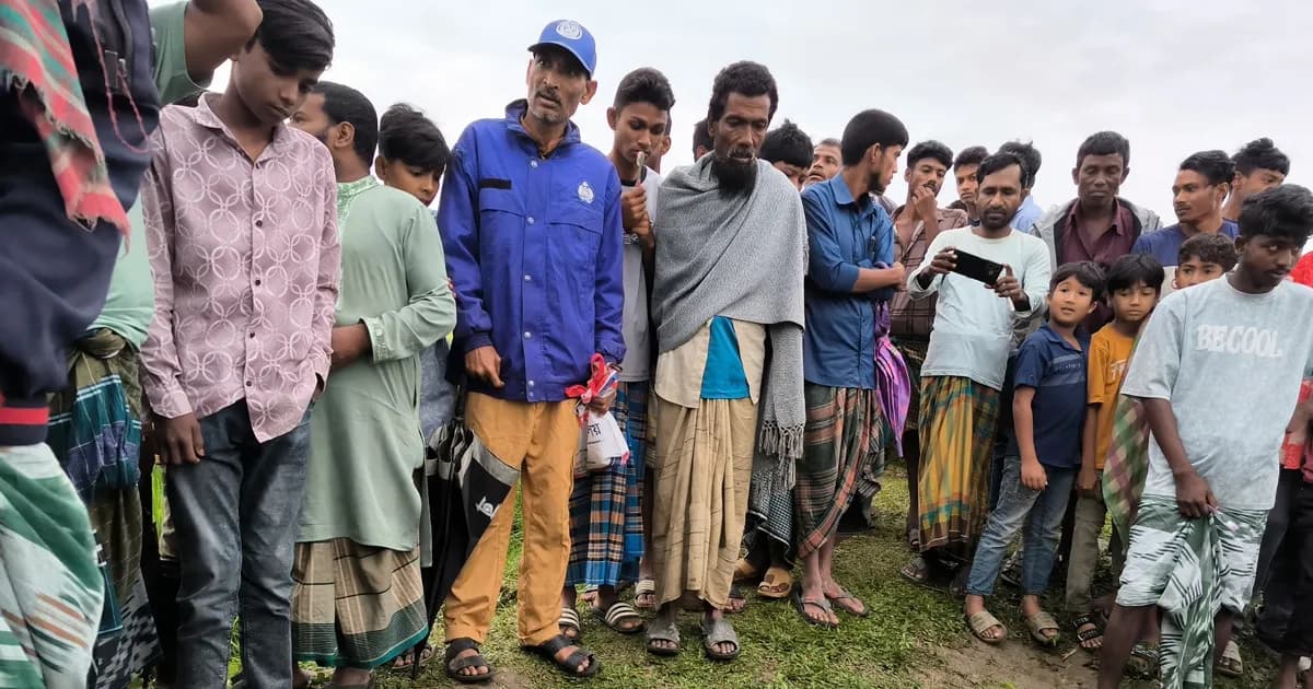 রায়গঞ্জে অটোরিকশা চালকের গলাকাটা মরদেহ উদ্ধার