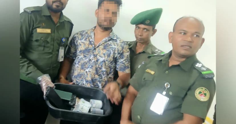 আনসারের সততা ও তৎপরতায় উদ্ধার ৯৮ হাজার রিয়াল