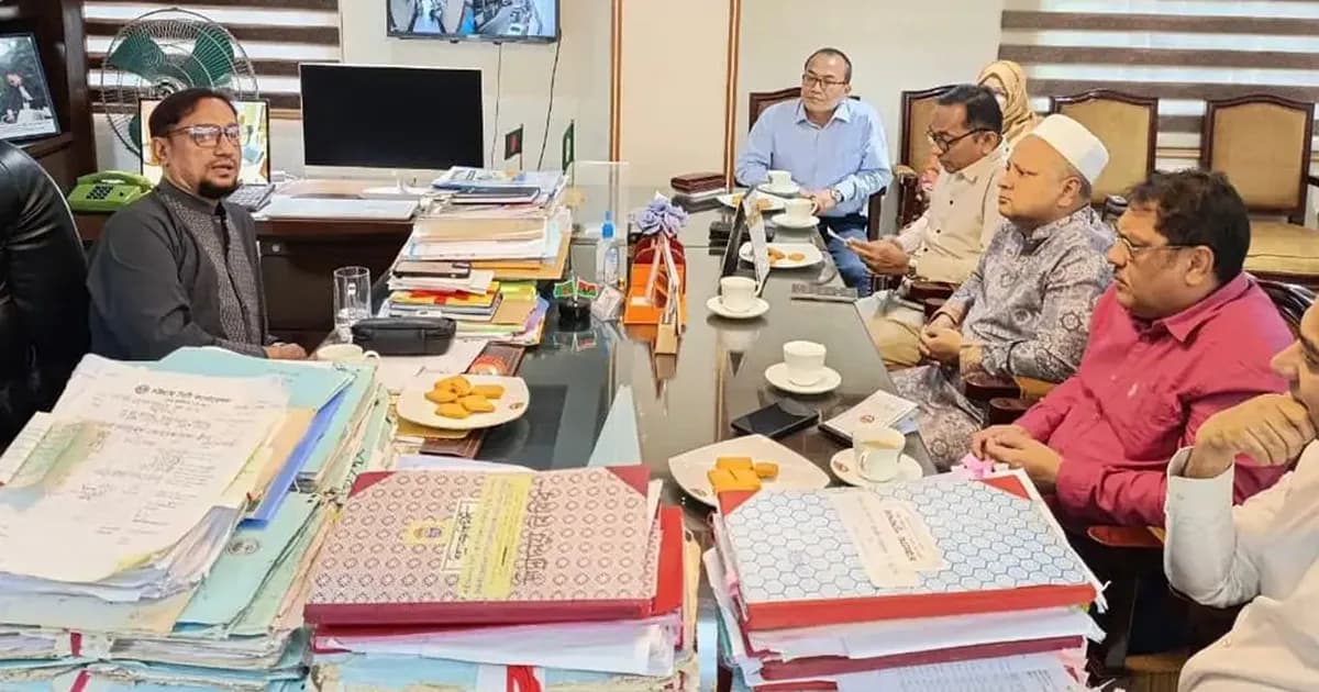বর্ষার আগেই জলাবদ্ধতা মোকাবিলায় প্রস্তুতির নির্দেশ চসিক মেয়রের