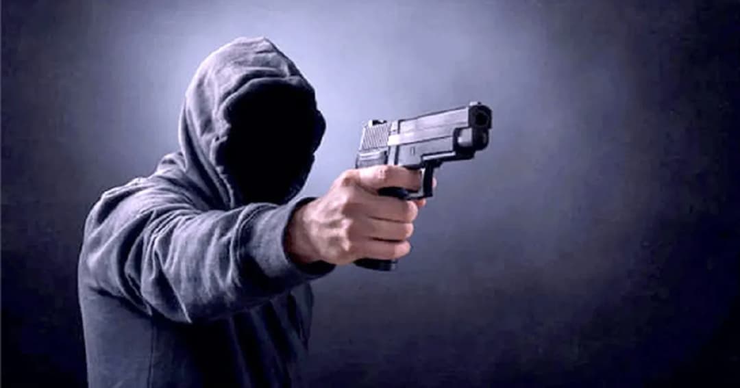 নিউ মার্কেট এলাকায় দুর্বৃত্তের গুলিতে এক ব্যক্তি নিহত