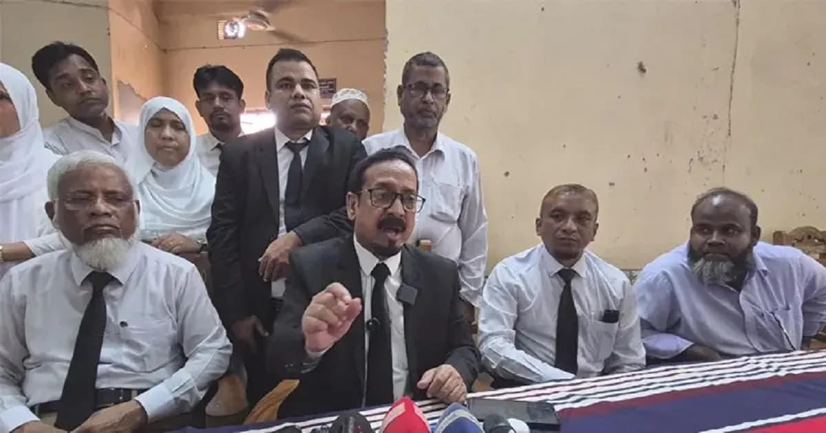 বগুড়া জজ কোর্টে আইনজীবীদের আন্দোলন এক মাস স্থগিত