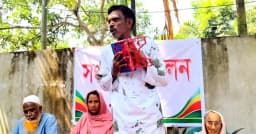 কোরআন বুকে নিয়ে কৃষকদল নেতা বললেন ‘ইয়াবা দিয়ে আমাকে ফাঁসানো হয়েছে’