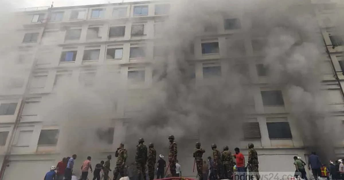 আশুলিয়ায় পোশাক কারখানার আগুন নিয়ন্ত্রণে