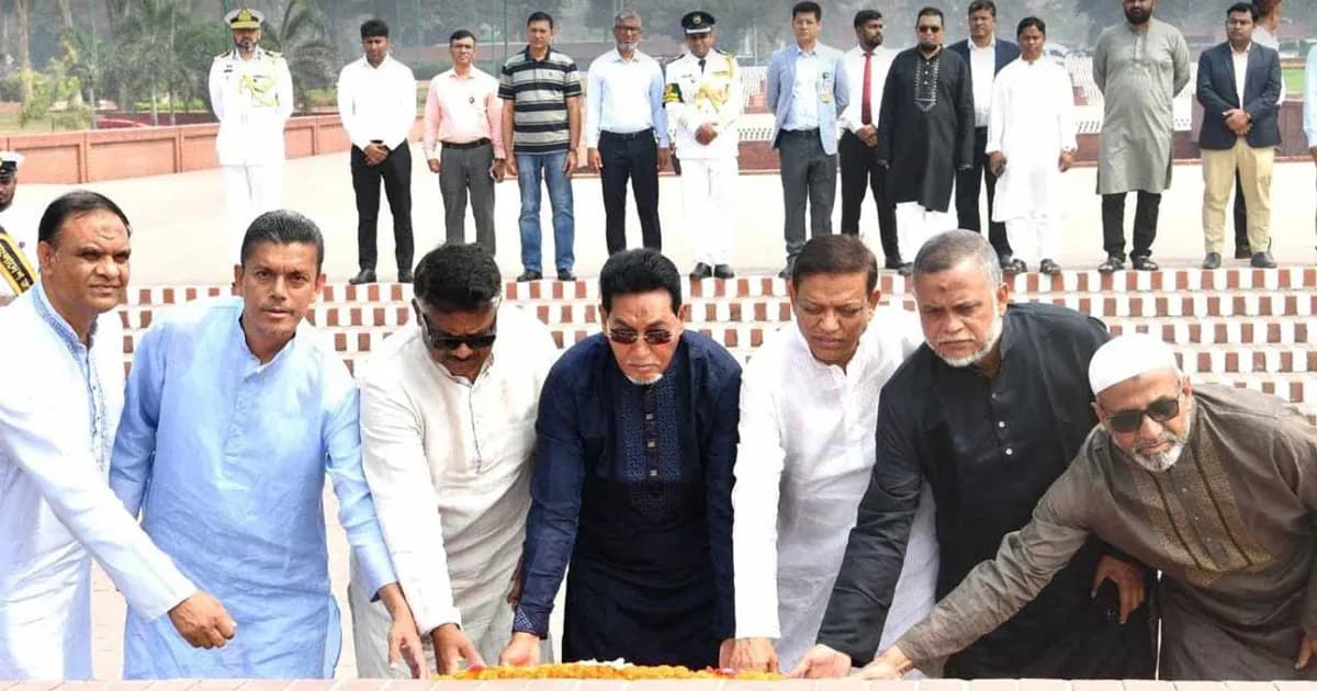 জাতীয় স্মৃতিসৌধে নবনিযুক্ত চিফ হুইপ ও হুইপদের শ্রদ্ধা