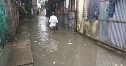 টানা ভারী বৃষ্টিতে মৌলভীবাজারে জলাবদ্ধতা, পানিবন্দি শতাধিক মানুষ