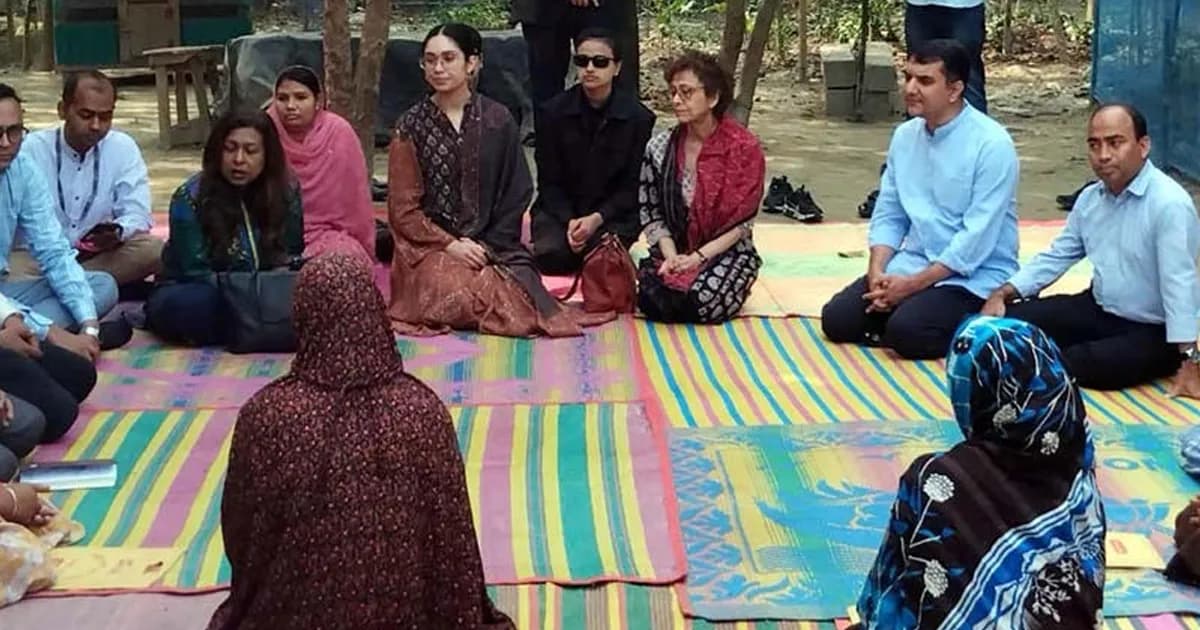 উঠান বৈঠকে সরাসরি মতবিনিময় করলেন ব্যারিস্টার জাইমা রহমান