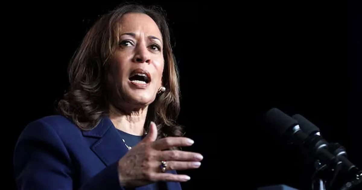 আমেরিকাকে অনুমোদনহীন যুদ্ধে জড়াচ্ছেন ট্রাম্প: কমালা হ্যারিস