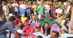 এমপিও দাবিতে টানা ৪৪ দিন, সচিবালয় অভিমুখে পদযাত্রা