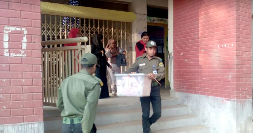 ব্যালটে বন্দি ভাগ্য : ভোটগ্রহণ শেষ, চলছে গণনার প্রস্তুতি