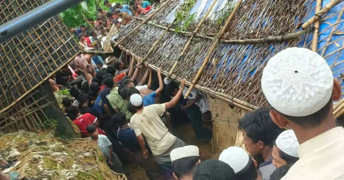 রোহিঙ্গা ক্যাম্পে পাহাড়ধস, নিহত ৩ মাদরাসা শিক্ষার্থী