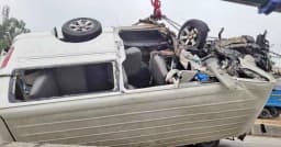 বগুড়ায় মাইক্রোবাস দুর্ঘটনায় নিহত ৩, আহত ৯