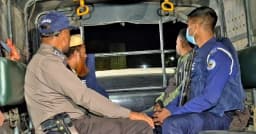 রাতে ভোটকেন্দ্রে প্রবেশ, জামায়াত নেতা আটক