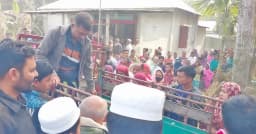 ভালুকায় নিজ ঘরে গৃহবধূকে গলা কেটে হত্যা