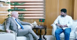 ‘গণমাধ্যম সম্পূর্ণ স্বাধীন, সরকারের পক্ষ থেকে কোনো চাপ নেই’