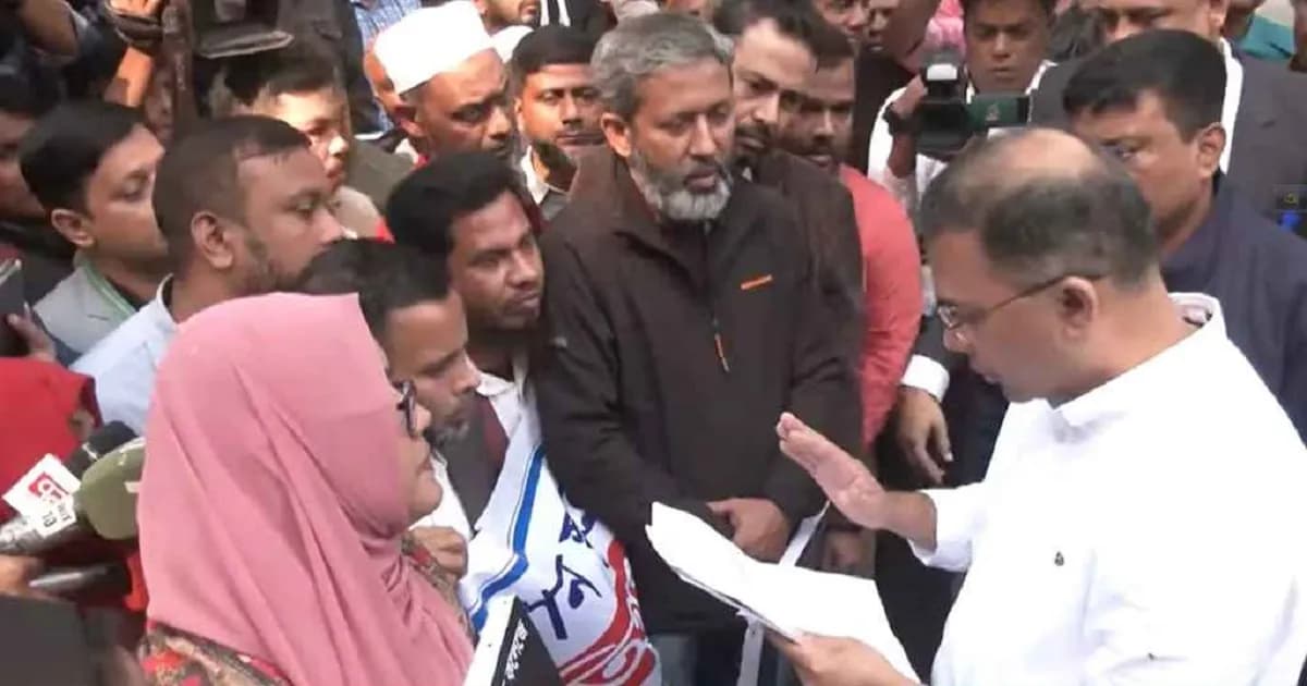 মাইলস্টোনে হতাহতদের পরিবারের সঙ্গে দেখা করলেন তারেক রহমান