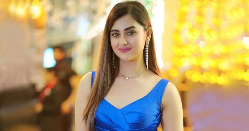 মা হওয়ার গুঞ্জনে মুখ খুললেন বুবলী