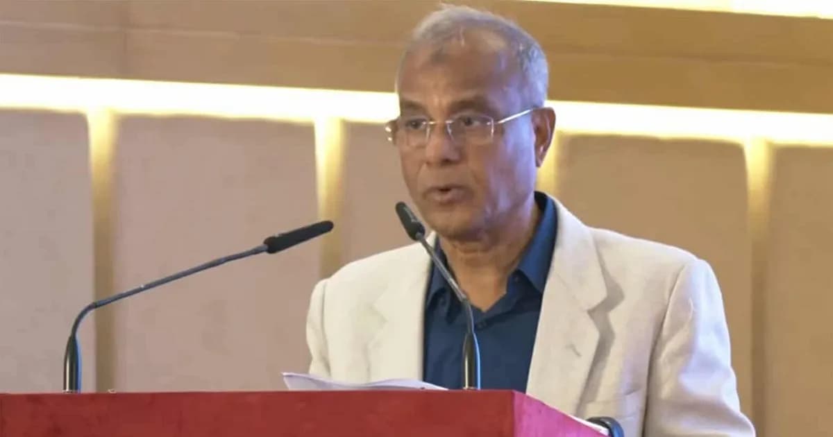 মাদক ও চোরাচালানে সহযোগিতা করলে কোনো ছাড় নয়: স্বরাষ্ট্র উপদেষ্টা