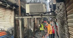 লালবাগে প্লাস্টিক গোডাউনের আগুন নিয়ন্ত্রণে