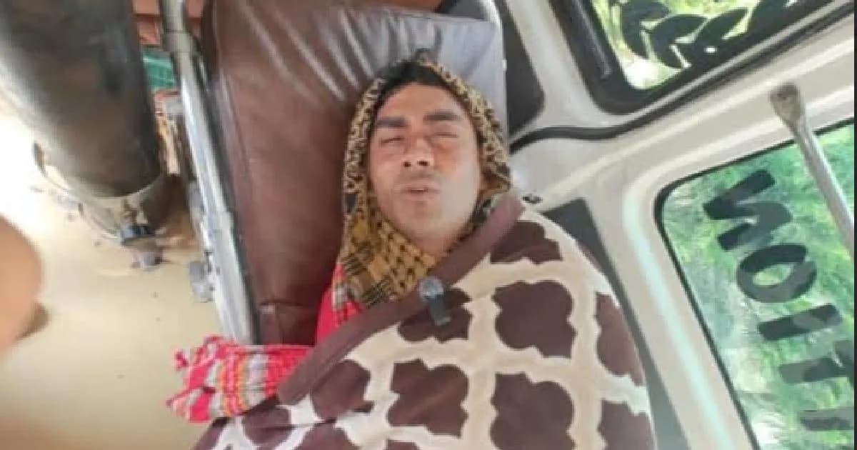 লোহাগড়ায় ডাকাতকে গণধোলাই