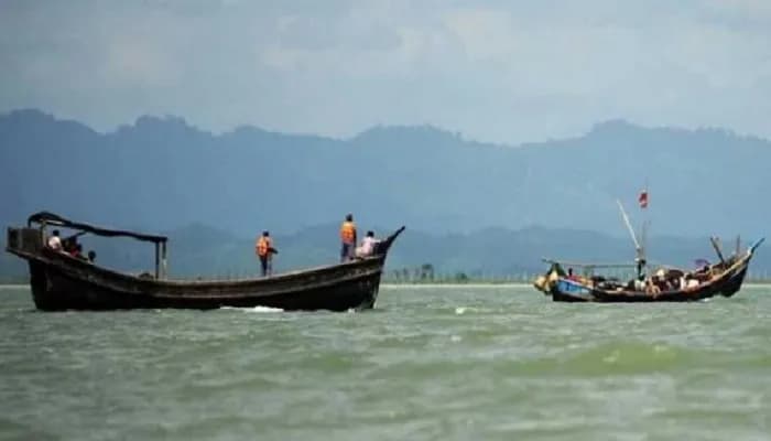 আবারও পাঁচ বাংলাদেশি জেলেকে ধরে নিয়ে গেল আরাকান আর্মি