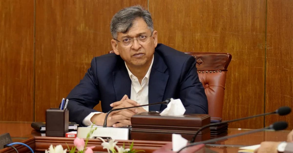 জনআস্থা ফেরাতে দ্রুত ইশতেহার বাস্তবায়ন করতে চান স্বরাষ্ট্রমন্ত্রী